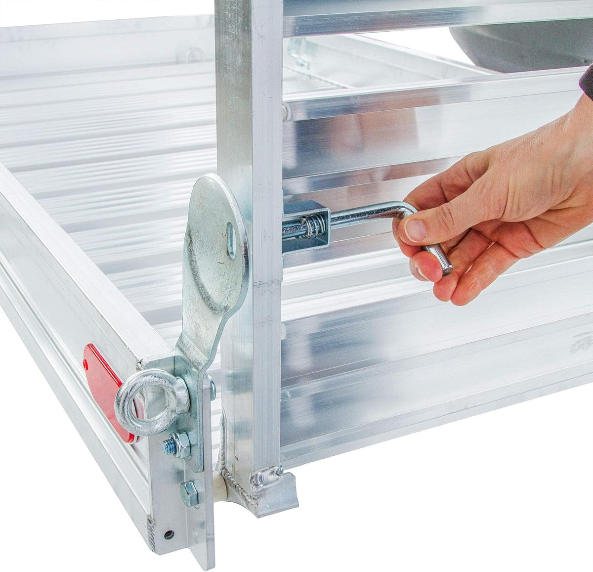 Aluminum Cargo Carrier with Ramp P840032