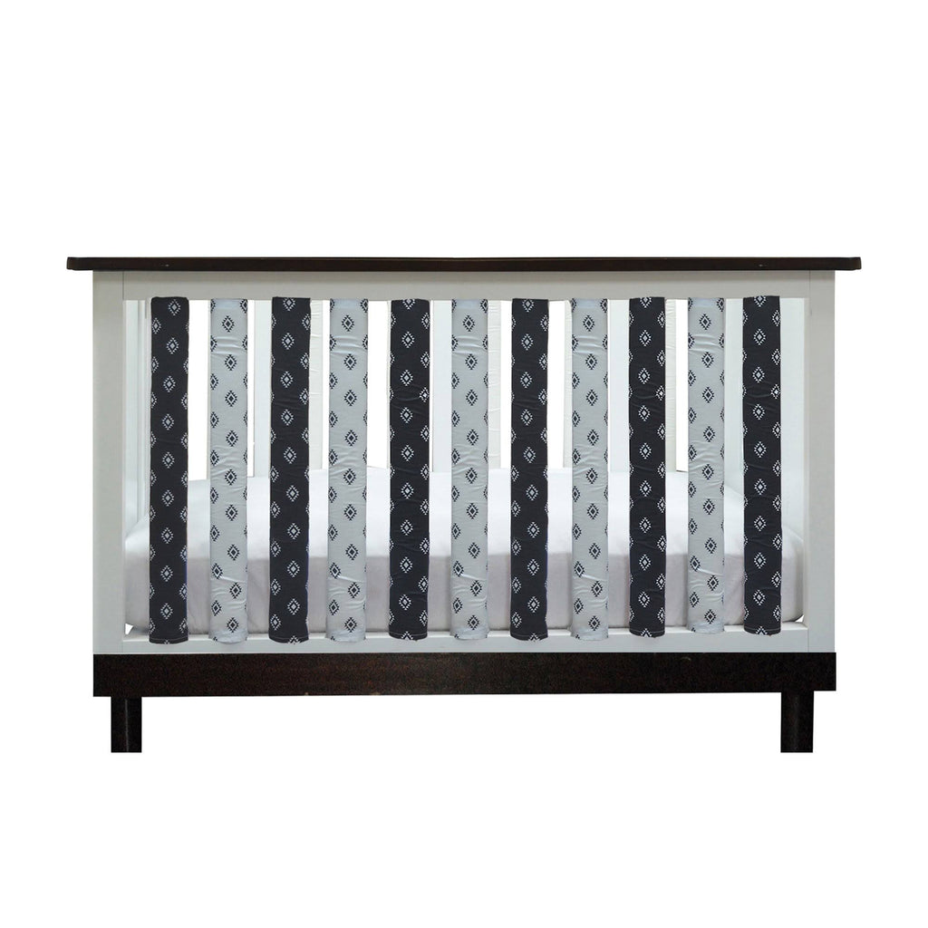 Black/White 38 Pack Crib Liners H925