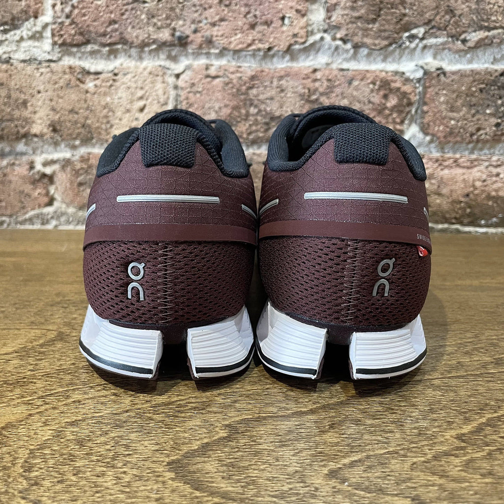Cloud - 10 / Ox/White Running Shoes J4316