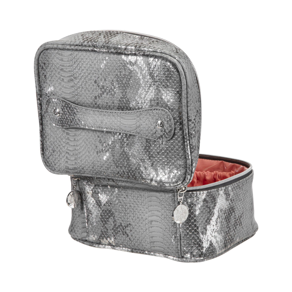 Travel Case I131