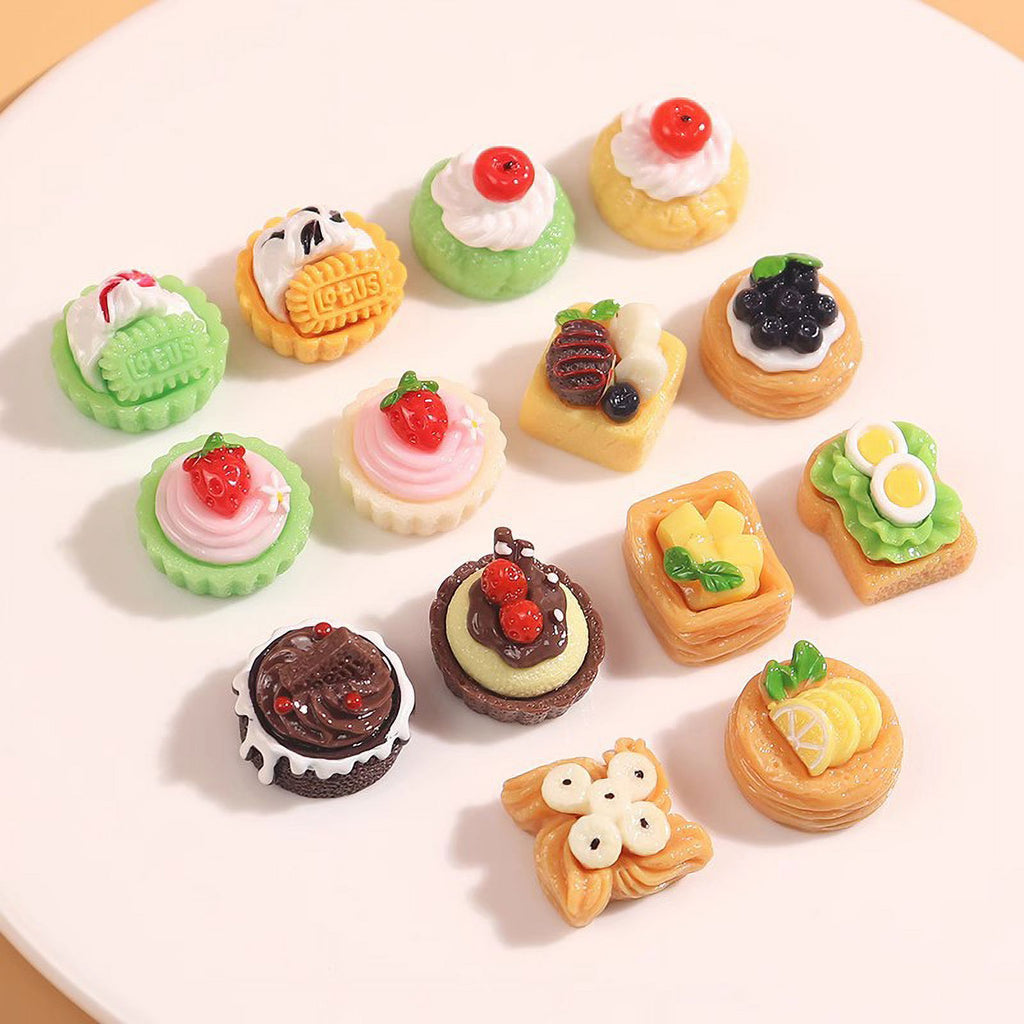 10 Pcs Mini Simulation Cake Cookies Chocolate Toast Fruit Pudding Dollhouse Decorations Q84140